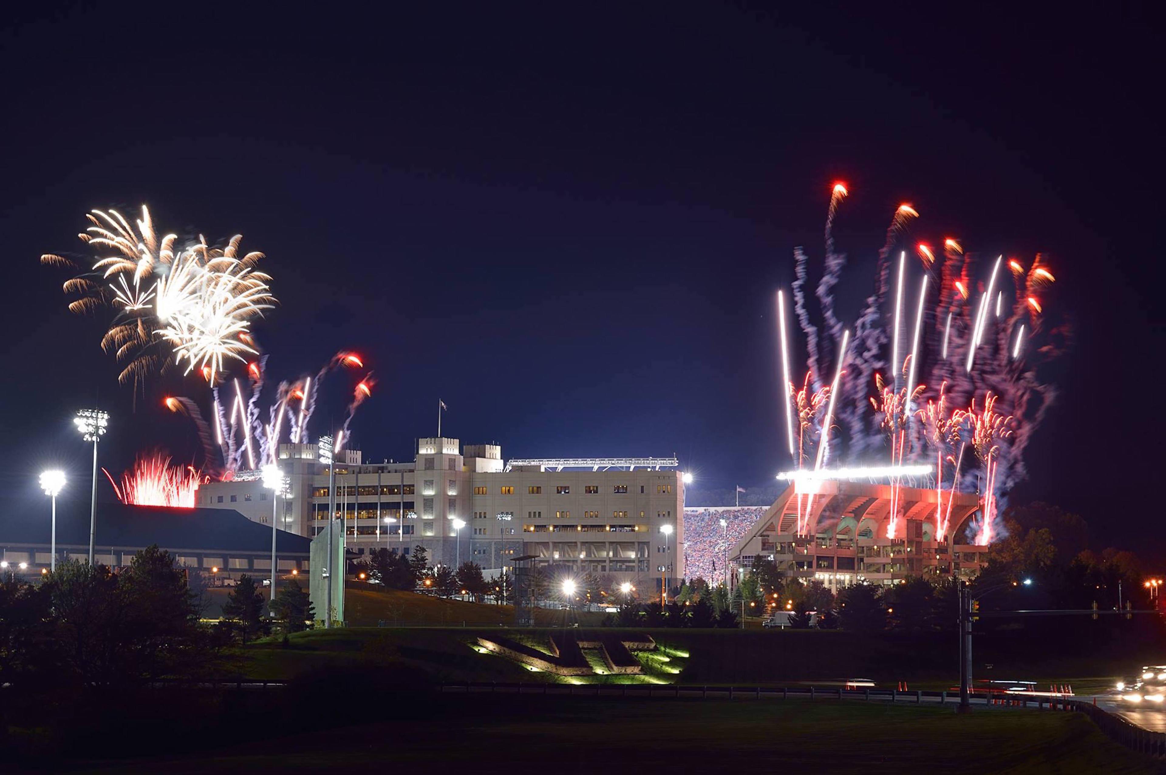 Holiday Inn Express Blacksburg By Ihg Dış mekan fotoğraf
