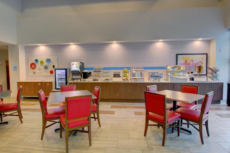 Holiday Inn Express Blacksburg By Ihg Restoran fotoğraf